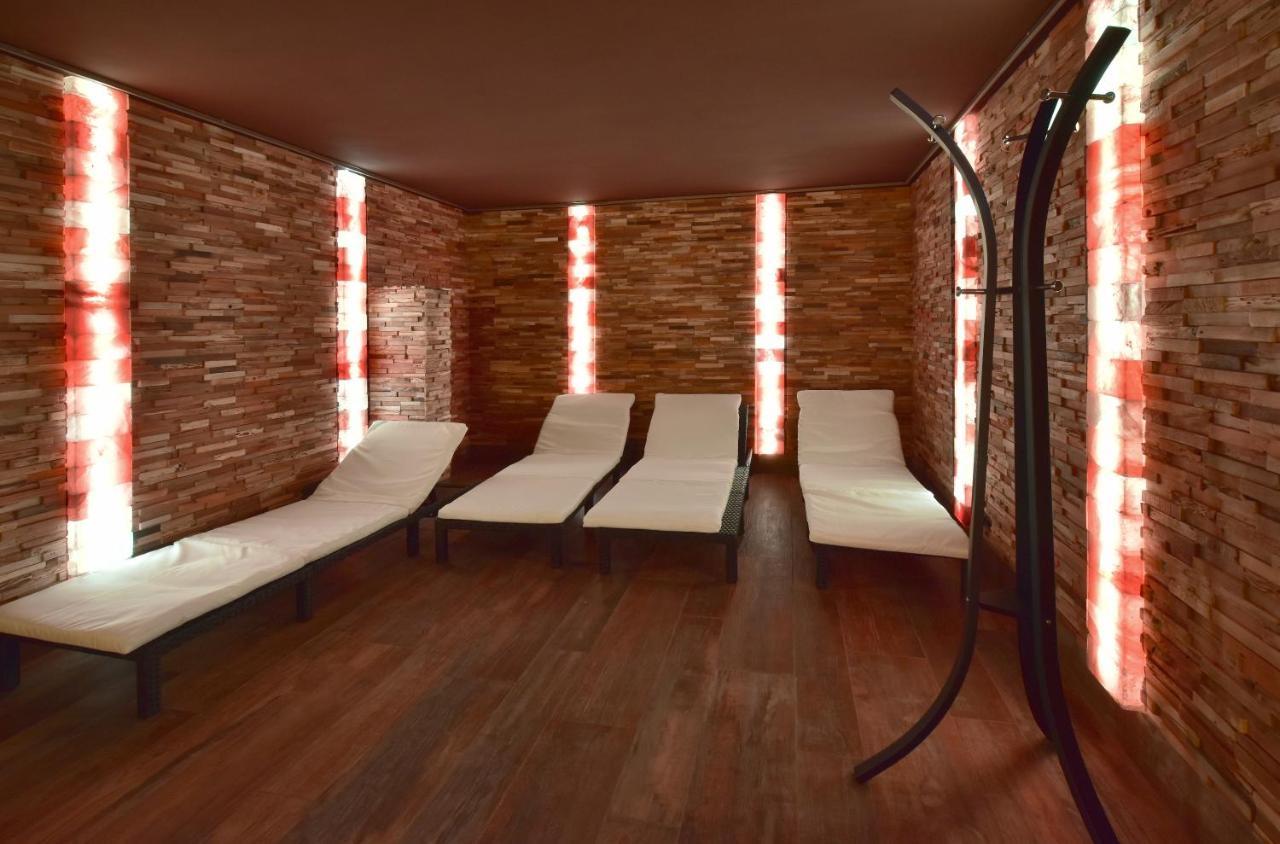 Wellness Hotel Astra Špindlerŭv Mlýn Ngoại thất bức ảnh