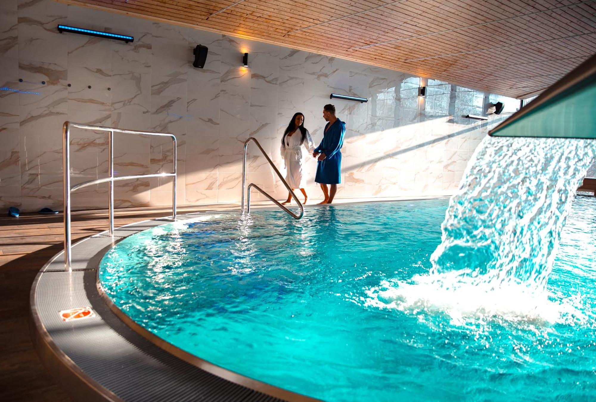 Wellness Hotel Astra Špindlerŭv Mlýn Ngoại thất bức ảnh